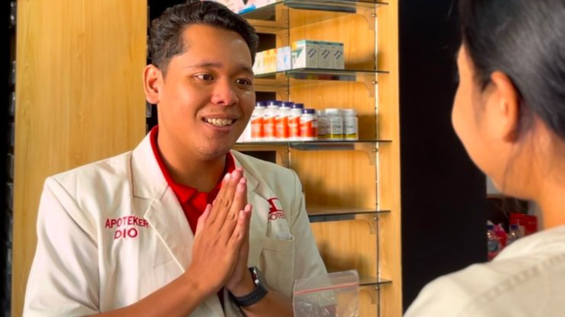 Konsultasi informasi penggunaan obat di ruang pelayanan SLOT