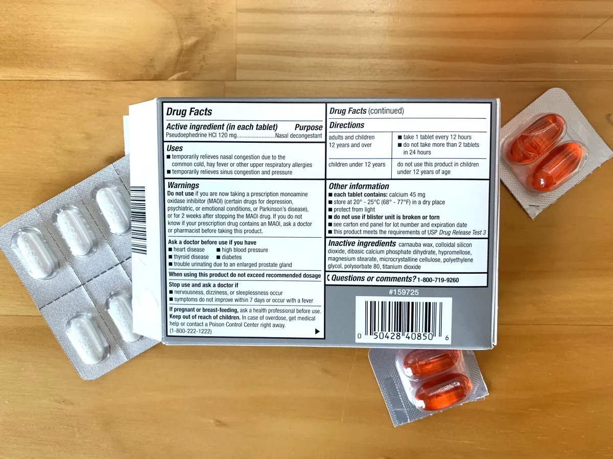 Label dan brosur aturan pakai obat