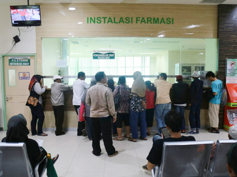 Ruang pelayanan informasi obat SLOT